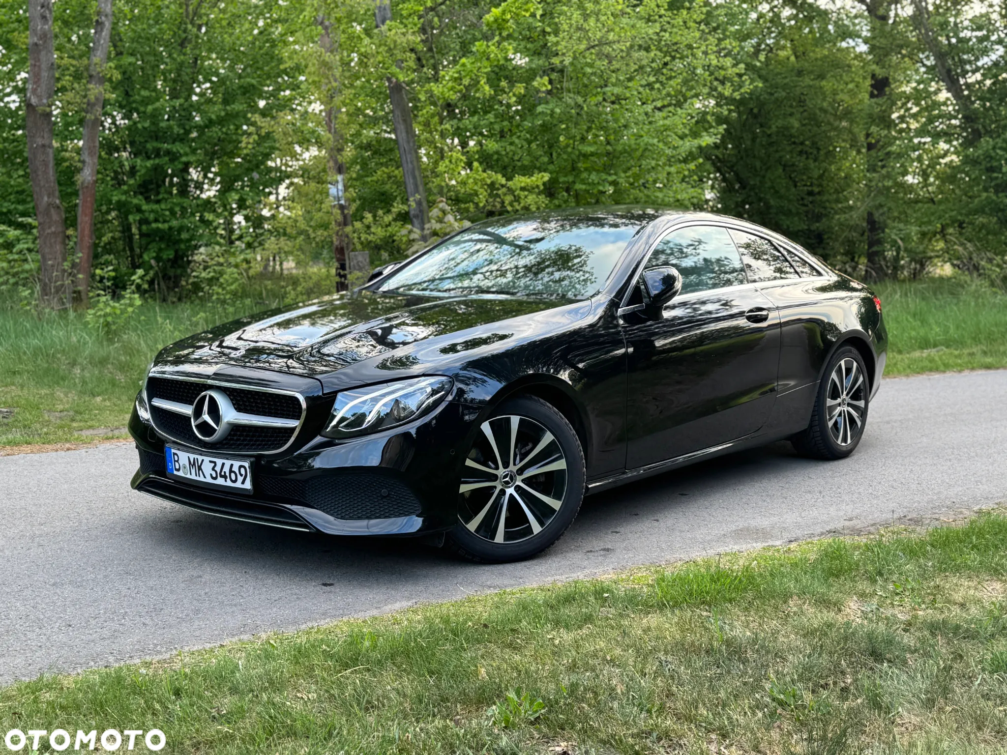 Mercedes-Benz Klasa E 220 d Coupe 9G-TRONIC - 27