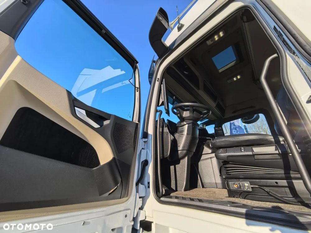 Mercedes-Benz Actros 1845 LS * BigSpace * Skóra * Klima postojowa * Bi-Xenon - 12