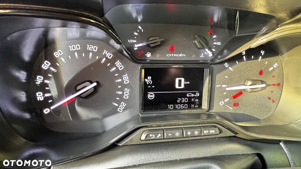 Citroën C3 Aircross PureTech 82 Shine - 22
