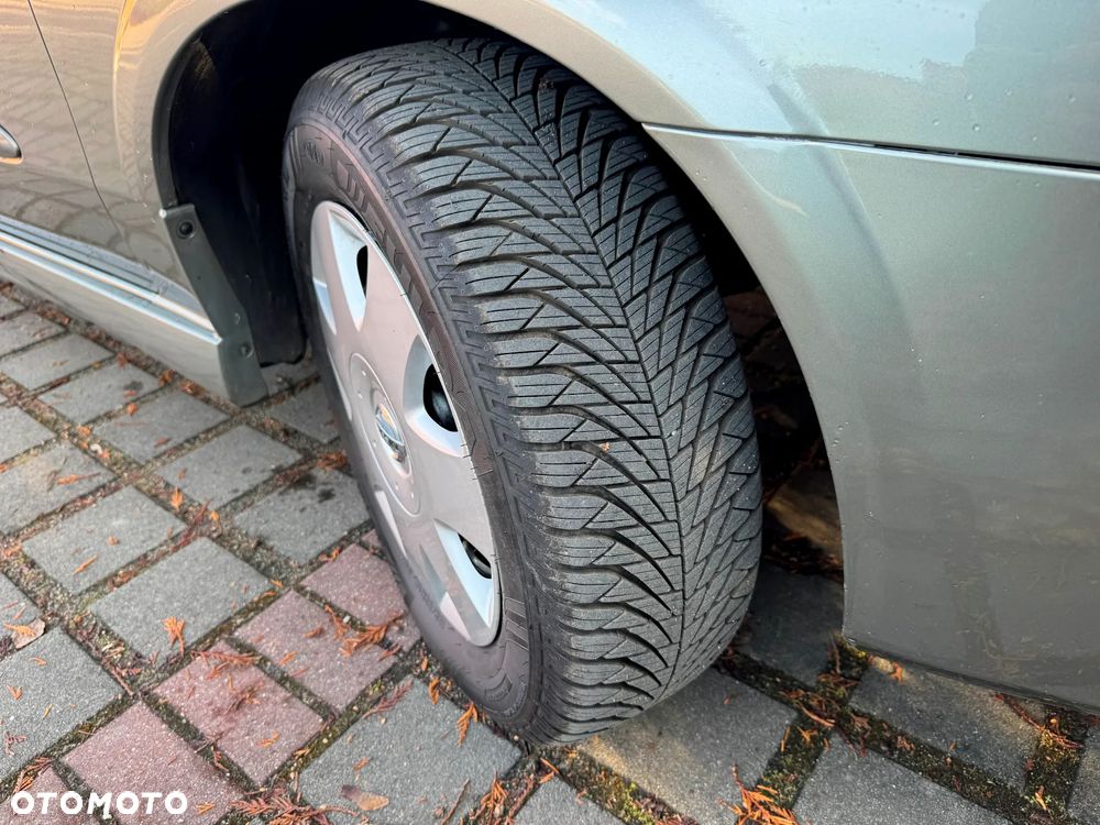 Nissan Almera 1.5 dCi acenta PLUS - 19