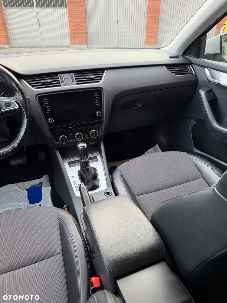 Skoda Octavia 1.5 TSI ACT DSG Ambition - 35