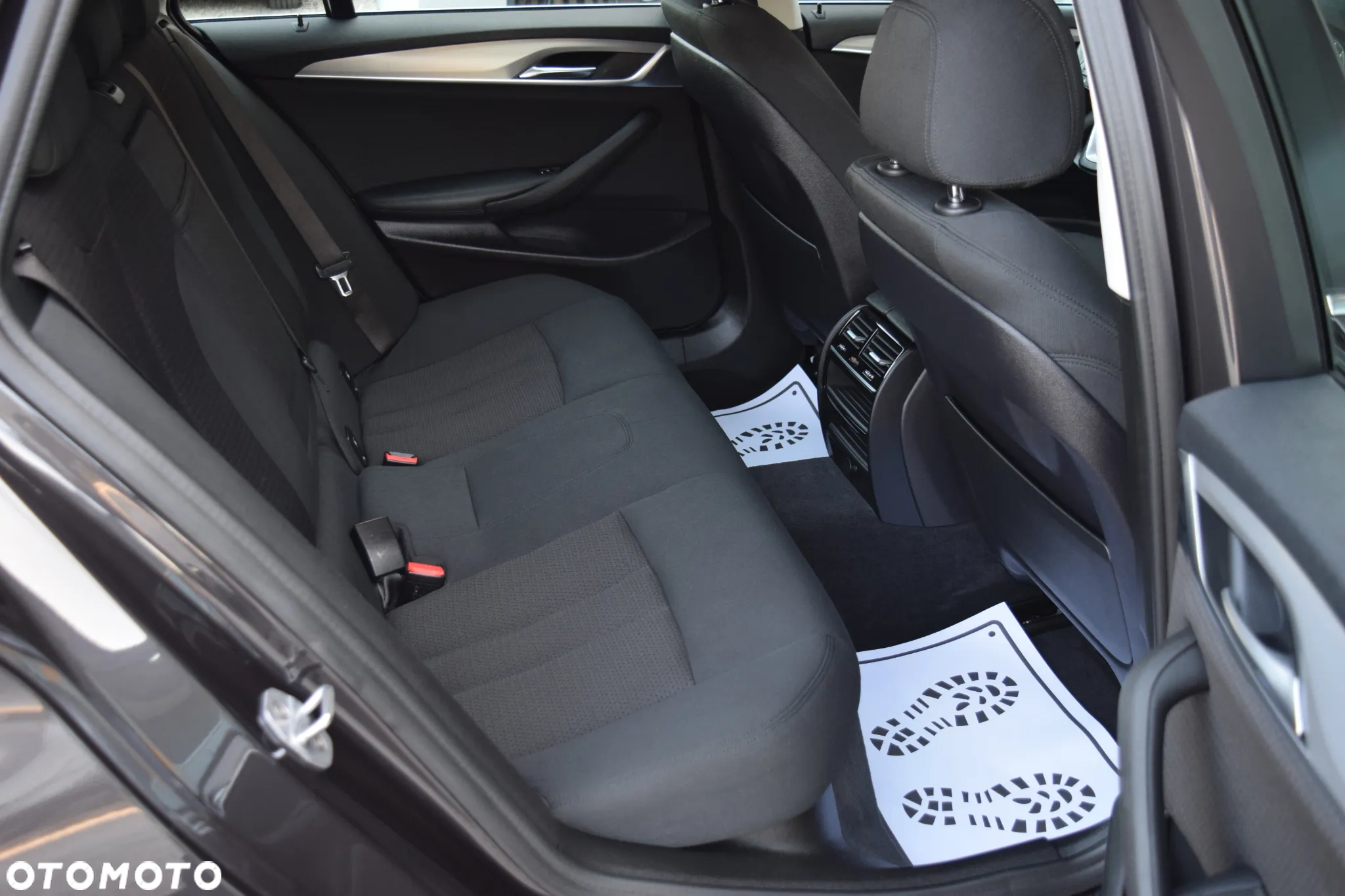 BMW Seria 5 530i GPF Sport - 35
