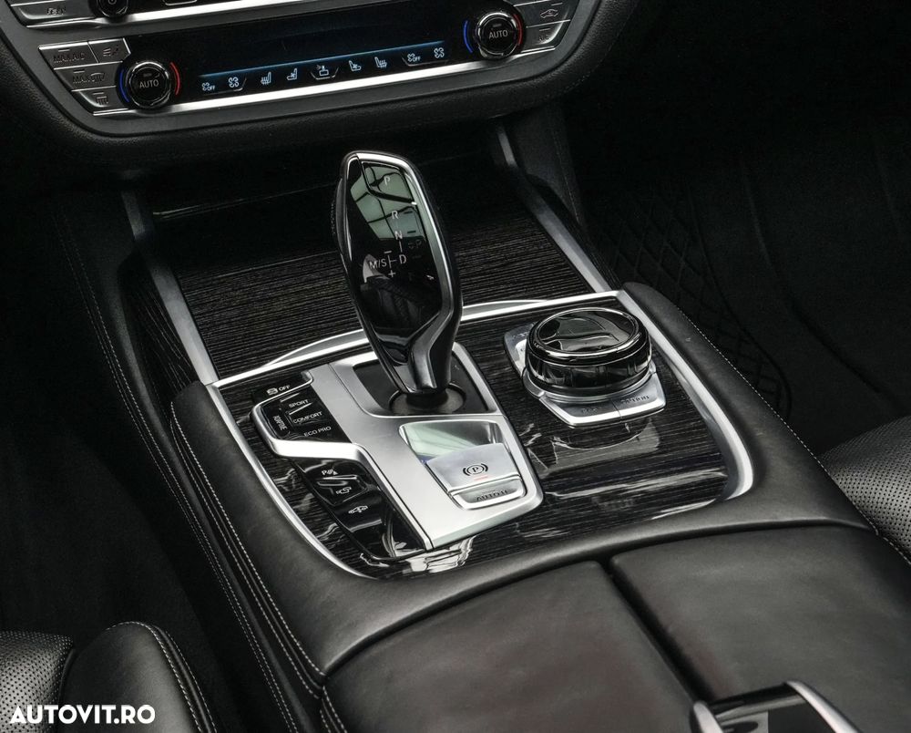 BMW Seria 7 740d xDrive - 21
