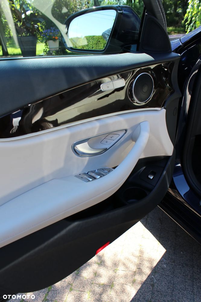 Mercedes-Benz Klasa E 220 d 4-Matic Avantgarde - 10