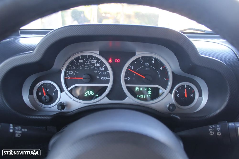 Jeep Wrangler 2.8 CRD ATX Sport - 17