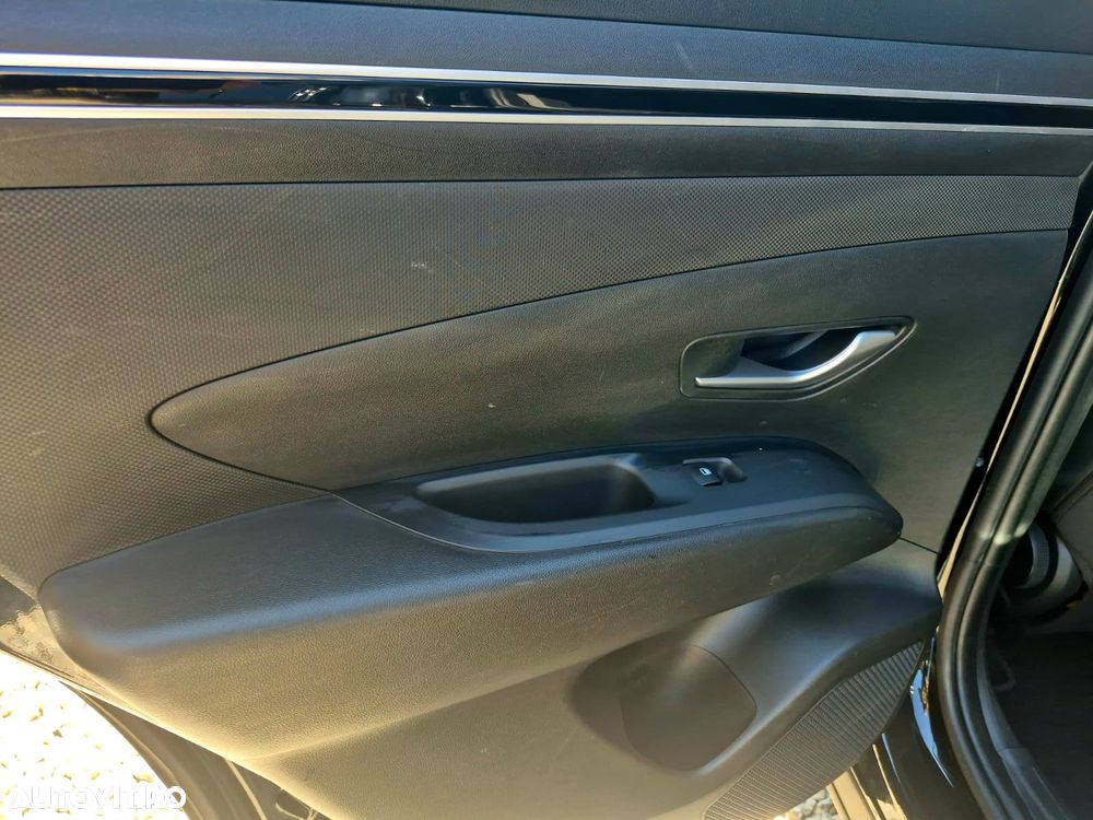 Hyundai Tucson 1.6 T-GDi HEV 2WD Advantage - 23