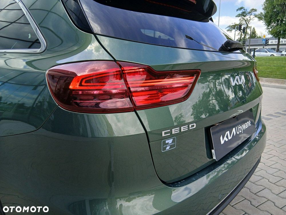 Kia Ceed - 14