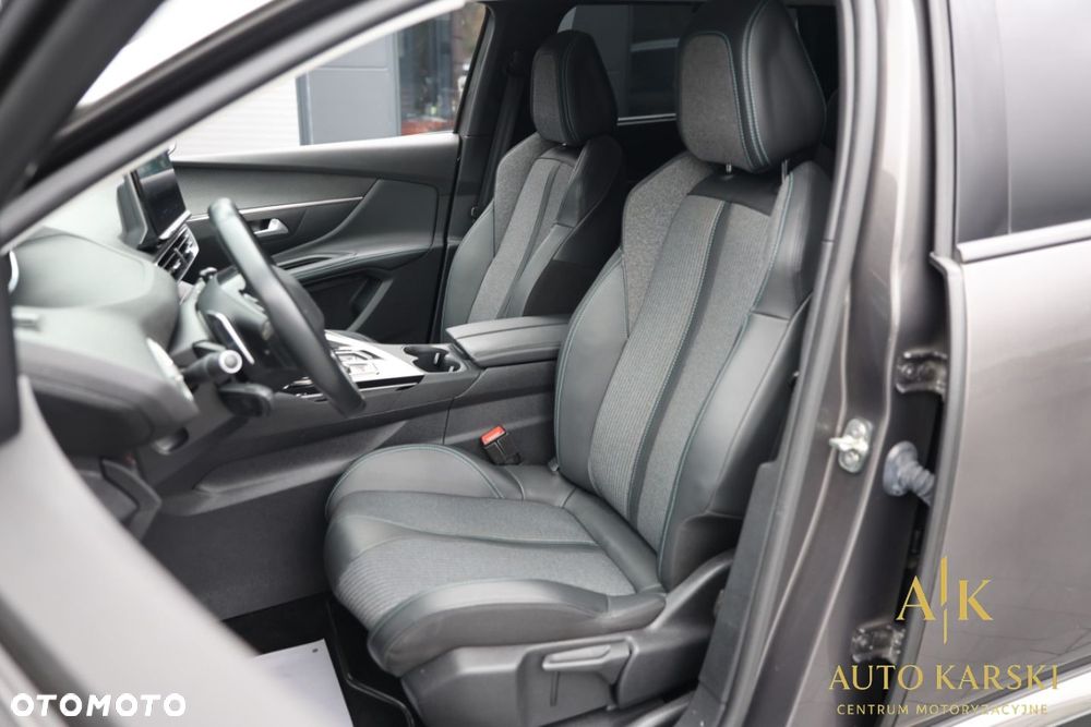Peugeot 5008 - 23