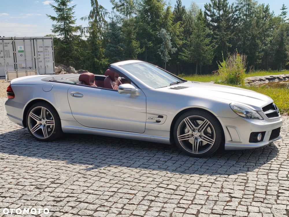 Mercedes-Benz SL 63 AMG SPEEDSHIFT MCT - 23