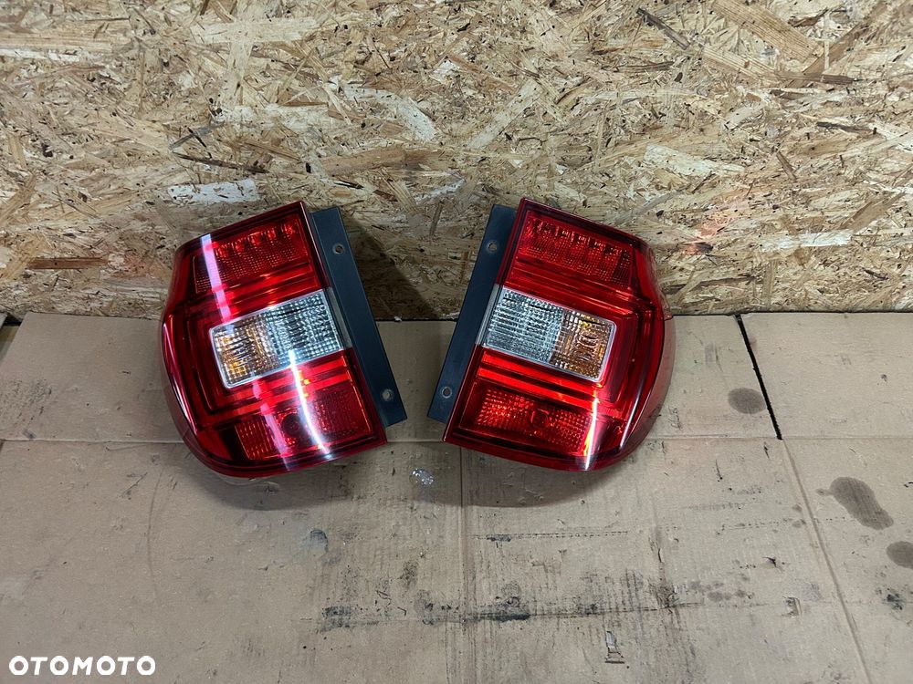 Skoda Yeti I lift lampa lewy tył prawy tył 5LD945095 5LD945096 Yeti II 2013-2016 - 1