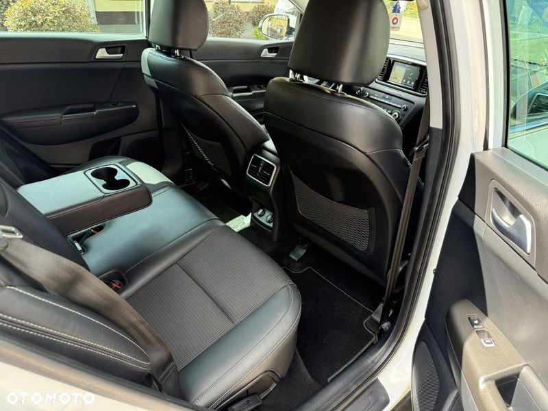 Kia Sportage 1.6 CRDI L Business Line Plus 2WD - 13