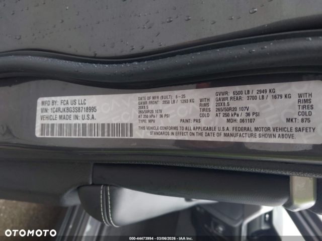 Jeep Grand Cherokee - 13