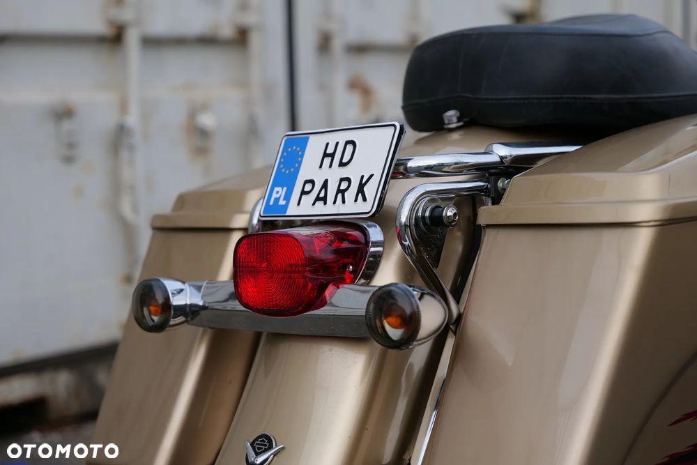 Harley-Davidson Touring Road King - 24