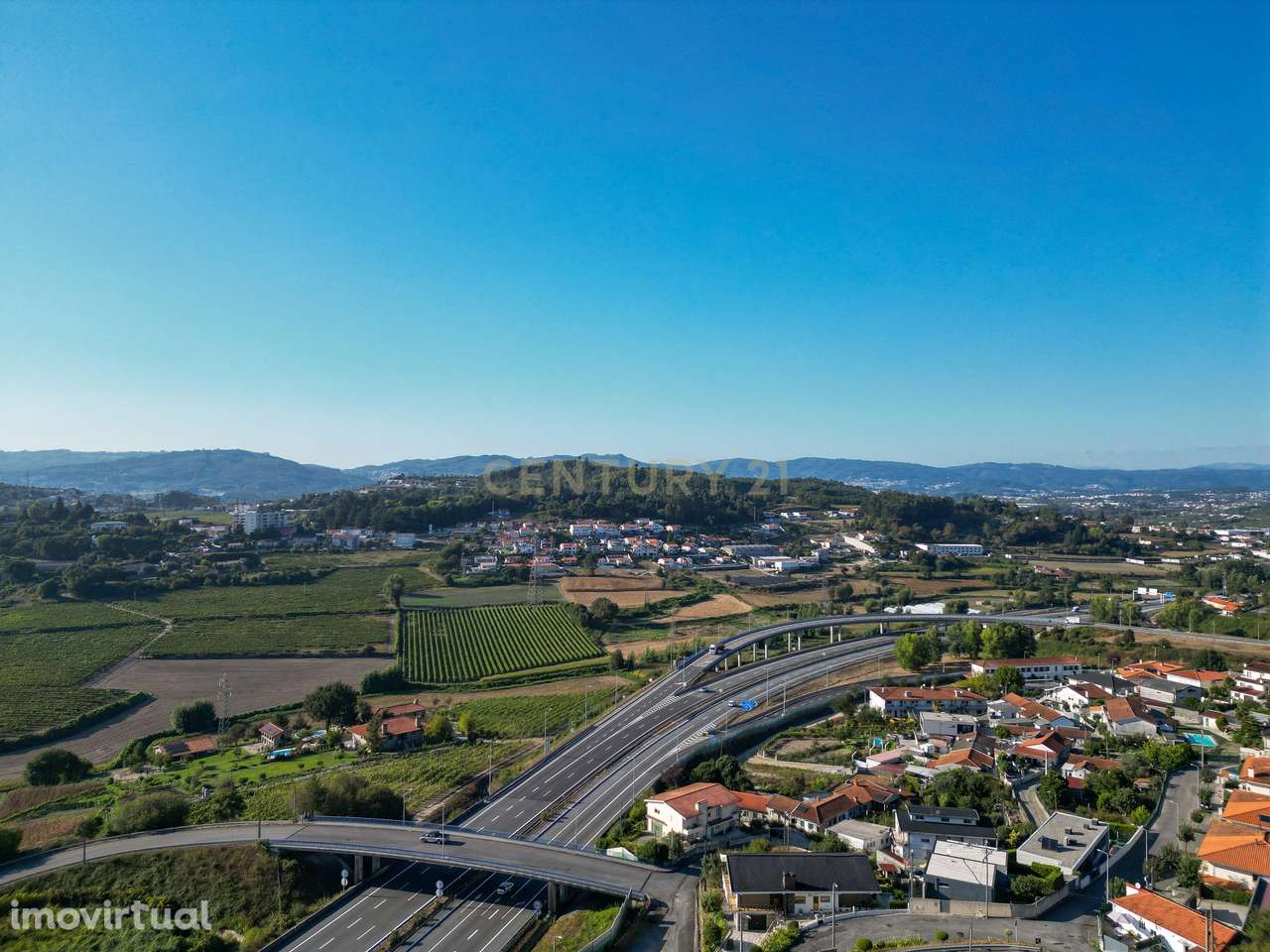 2 Terrenos para Construção - Candoso de São Martinho - Grande imagem: 5/17