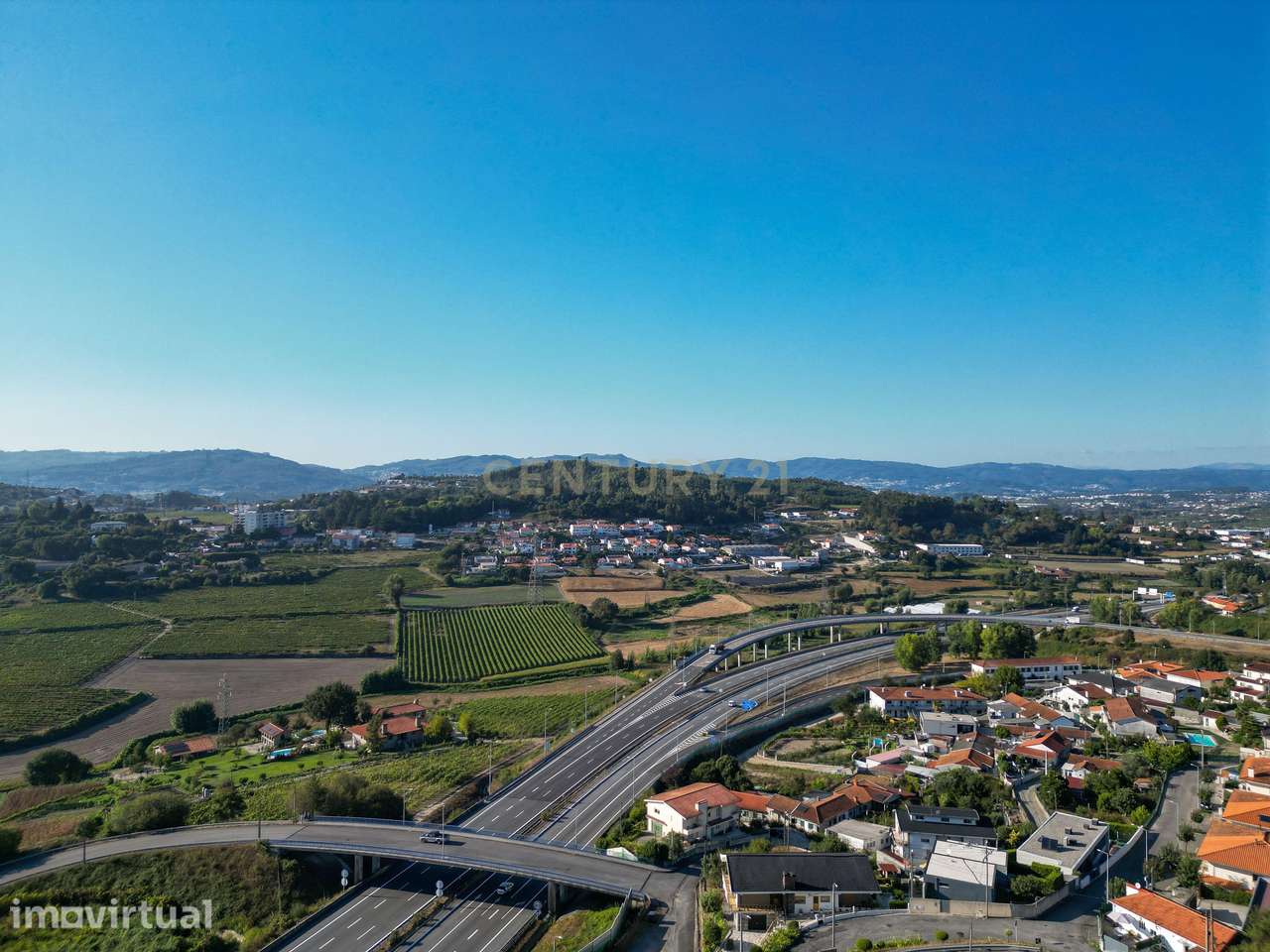 2 Terrenos para Construção - Candoso de São Martinho - Grande imagem: 5/17