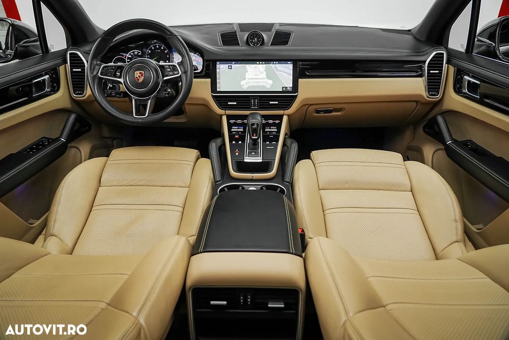 Porsche Cayenne E-Hybrid Tiptronic S - 6