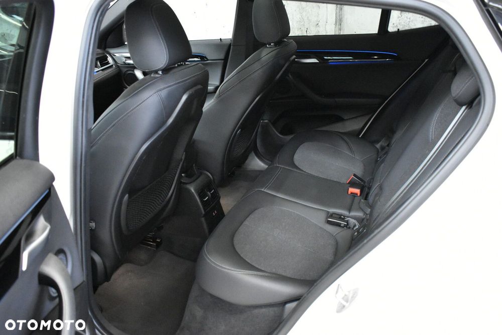 BMW X2 - 23
