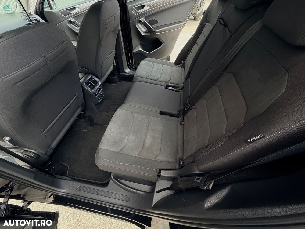 Volkswagen Tiguan 2.0 TDI SCR 4MOTION DSG Elegance - 18