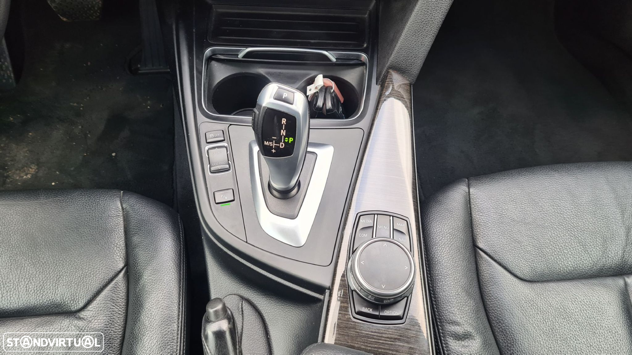 BMW 318 Gran Turismo d Line Luxury Auto - 30