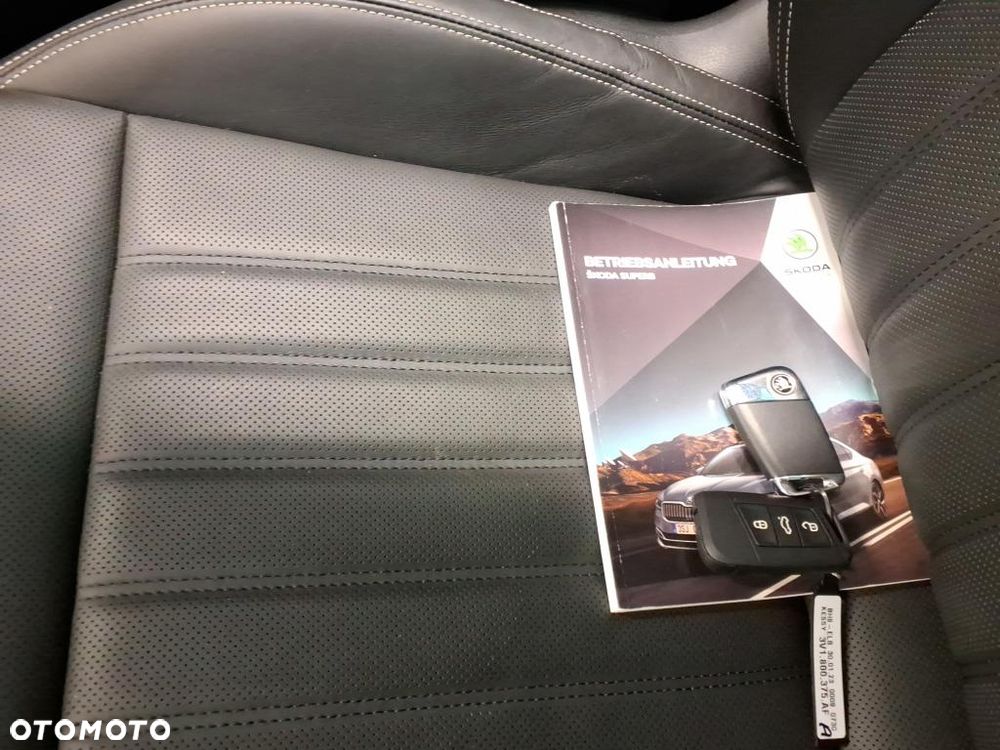 Skoda Superb 2.0 TDI 4x4 DSG Style - 6