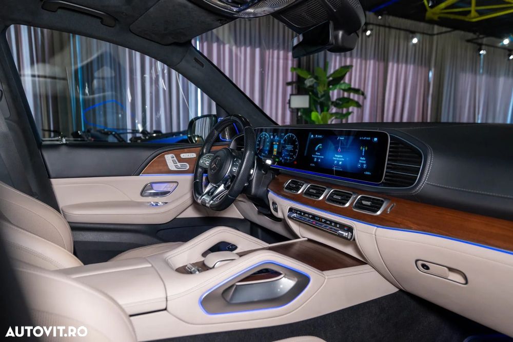 Mercedes-Benz GLS - 13