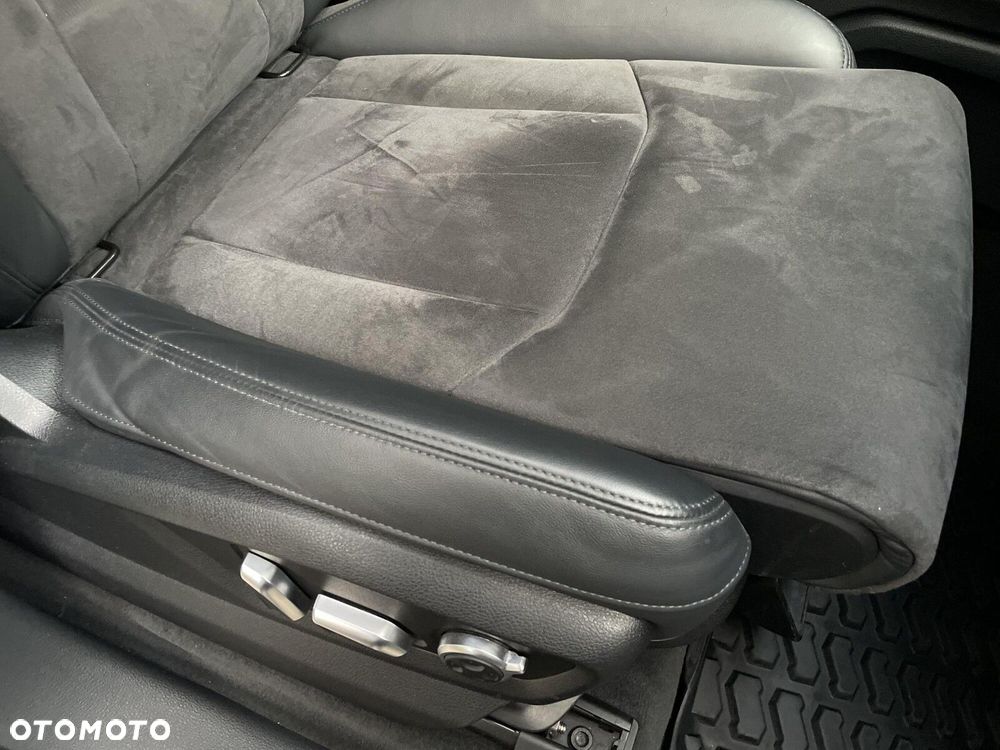 Audi Q7 3.0 TDI ultra Quattro Tiptronic - 28