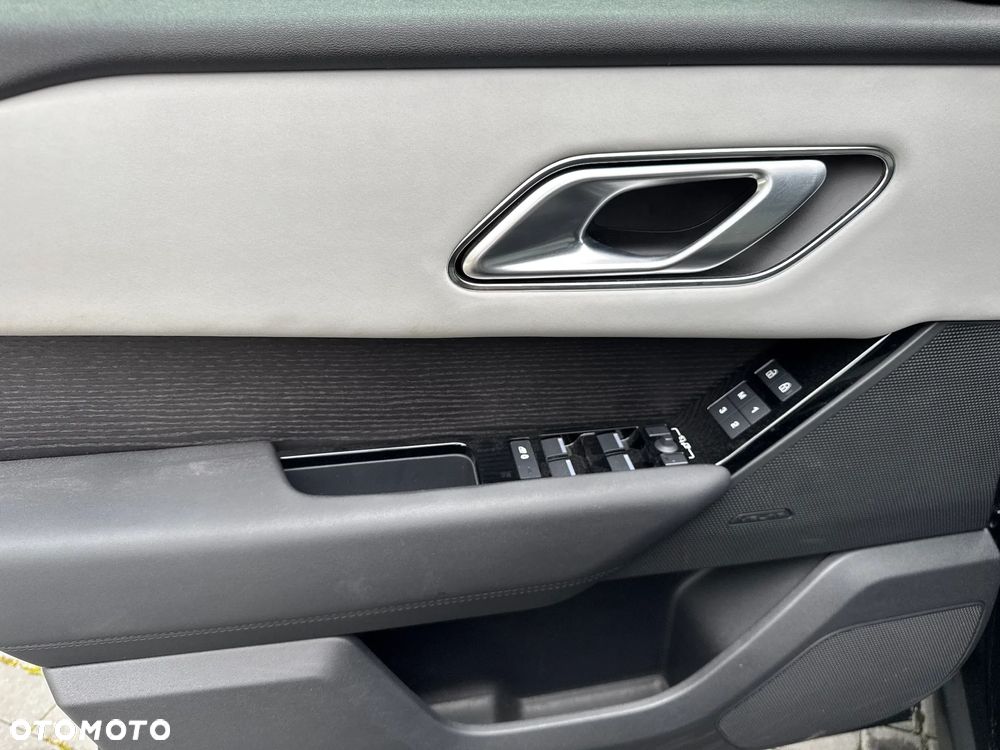 Land Rover Range Rover Velar 2.0 D200 mHEV S - 16