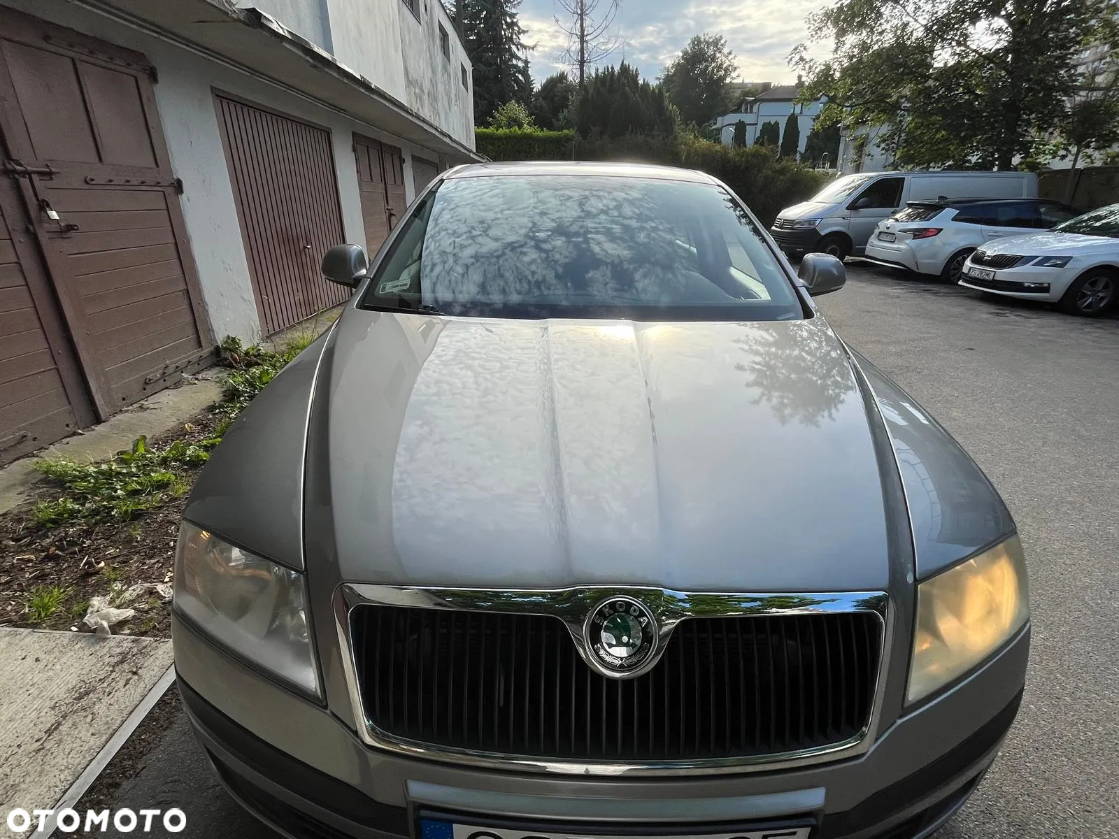 Skoda Octavia 1.6 Ambiente - 9