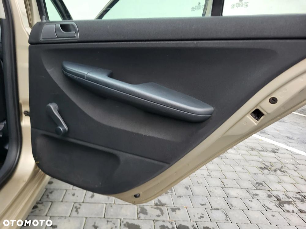 Skoda Fabia 1.4 16V Classic - 16