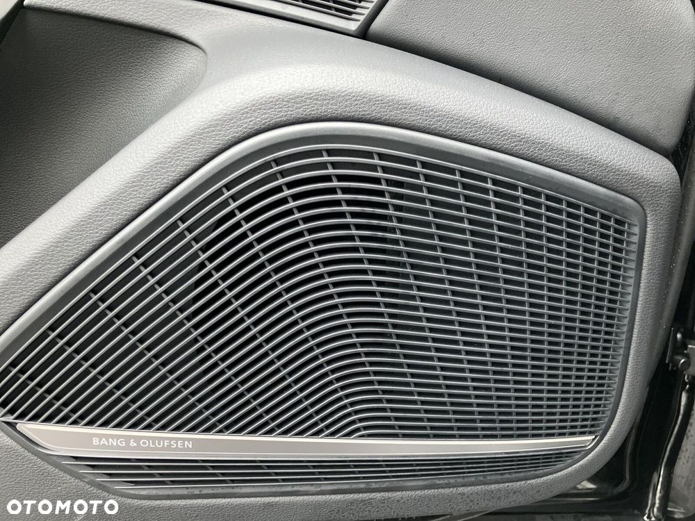 Audi A4 Allroad - 32