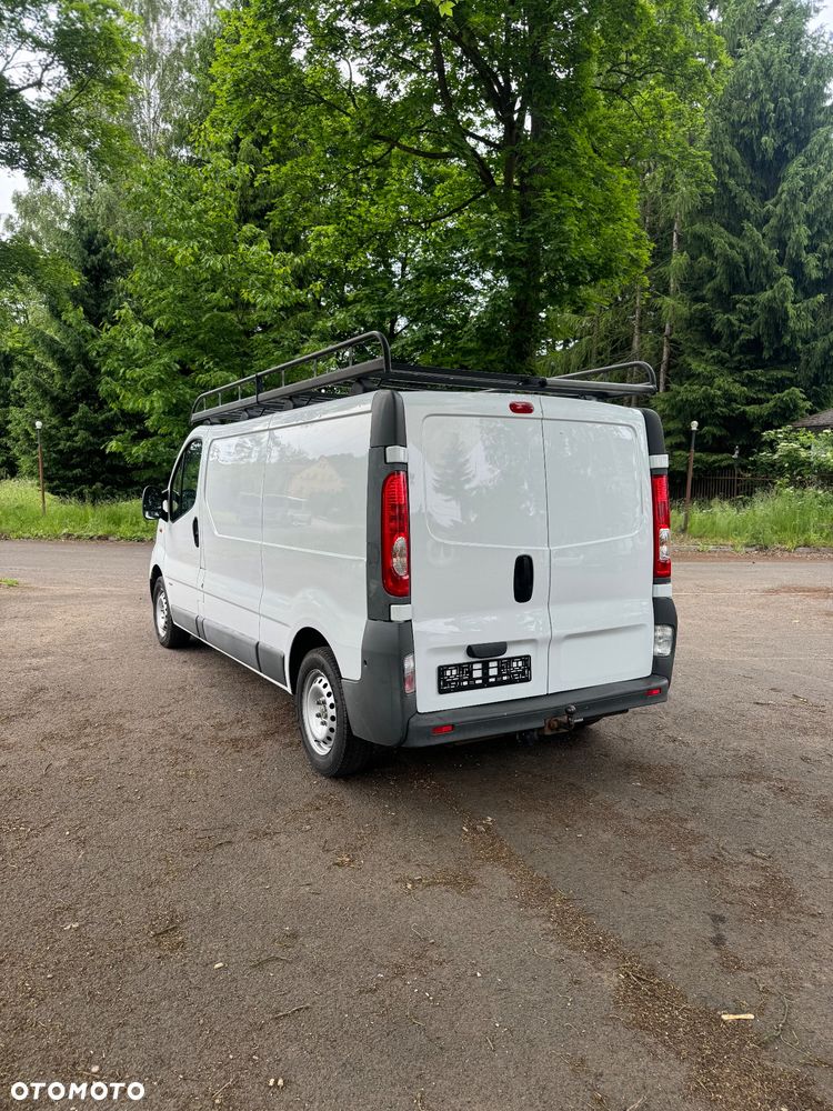 Opel Vivaro L2H1 2.9t - 4