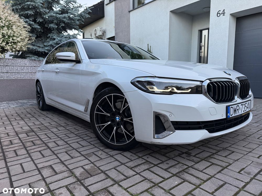 BMW Seria 5 520i mHEV Luxury Line sport - 2