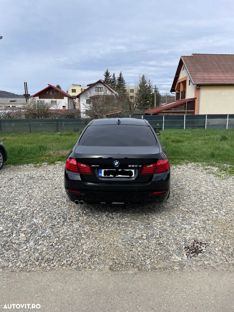 BMW Seria 5 520d xDrive AT - 6