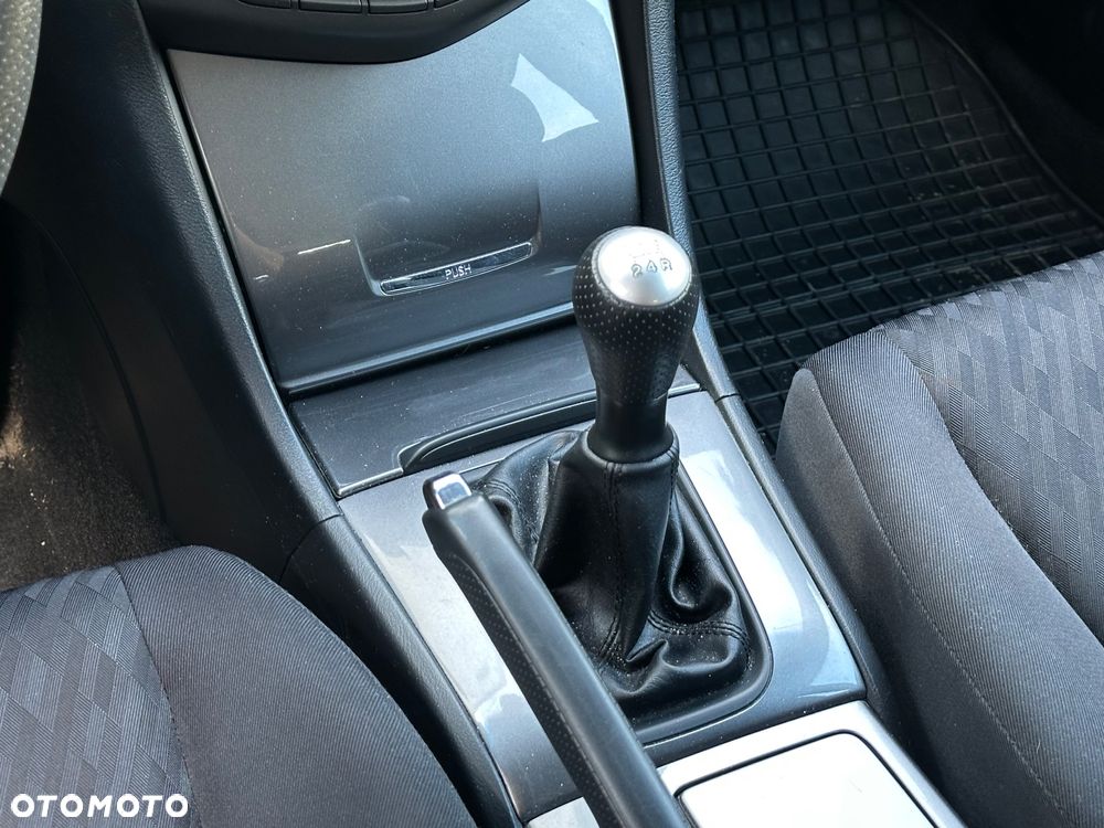 Honda Accord 2.0 i Comfort - 8