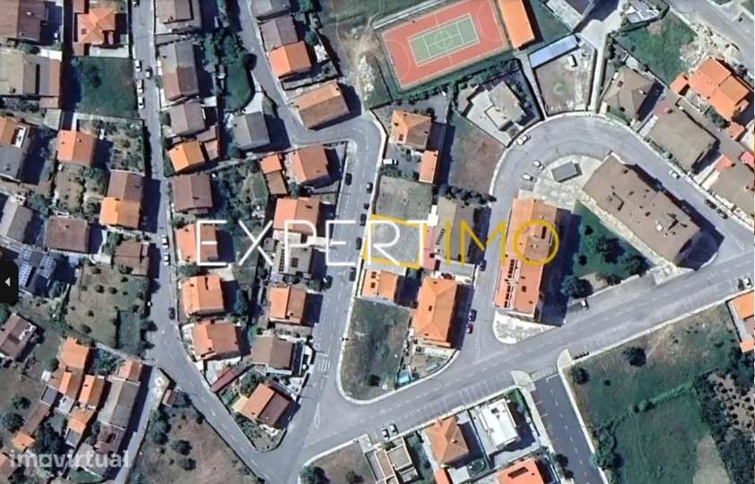 Terreno 300m² com Vista para o Castelo de Bragança - Grande imagem: 2/7
