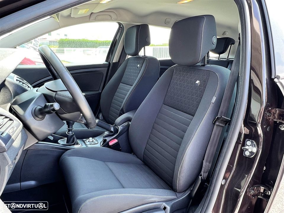 Renault Mégane Sport Tourer dCi 110 FAP EDC LIMITED - 4