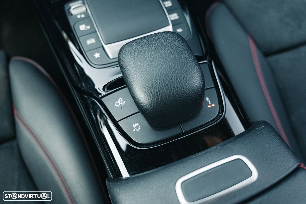 Mercedes-Benz A 45 AMG S 4Matic+ Speedshift DCT 8G - 40