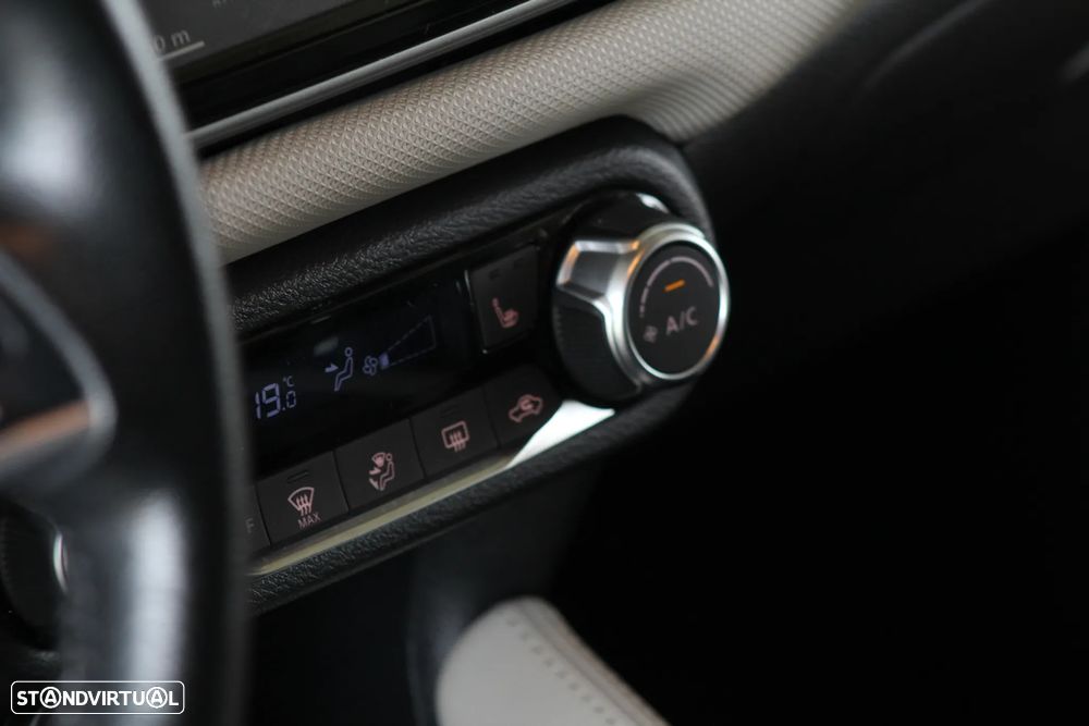 Nissan Micra 0.9 IG-T Tekna Orange Vibes S/S - 24