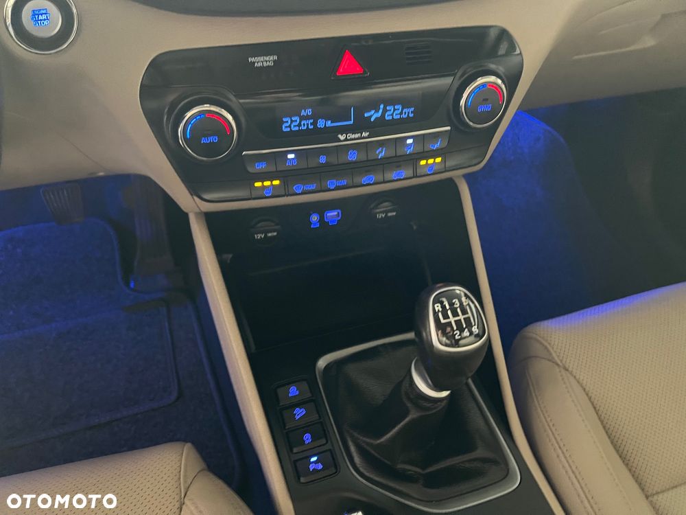 Hyundai Tucson - 16