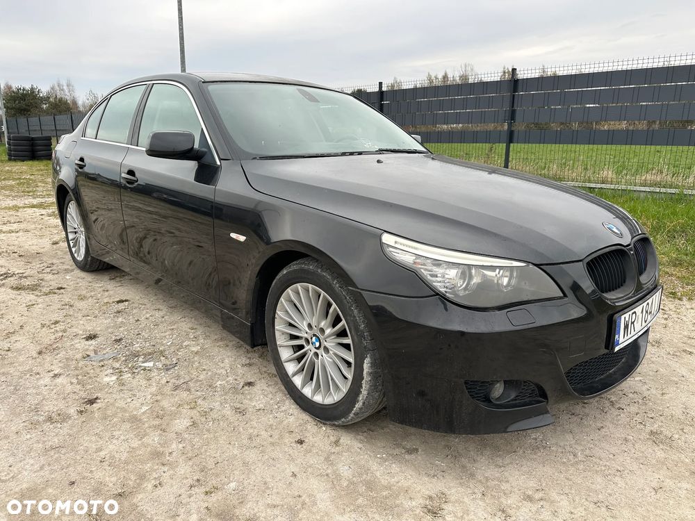 BMW Seria 5 525i - 1