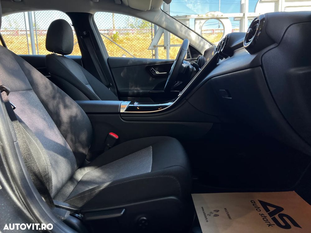 Mercedes-Benz C 220 d MHEV - 23