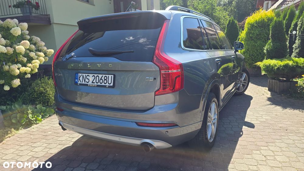 Volvo XC 90 D5 AWD Geartronic Momentum - 5