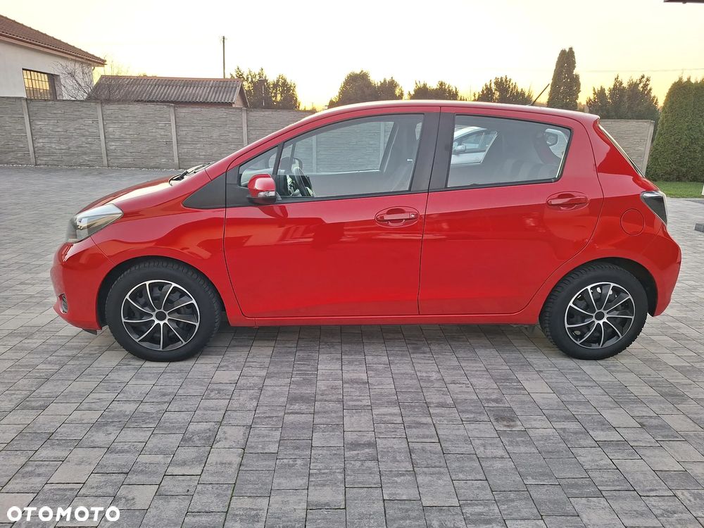 Toyota Yaris 1.0 Premium - 11