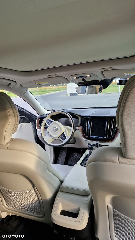 Volvo XC 60 T5 Geartronic Momentum - 9