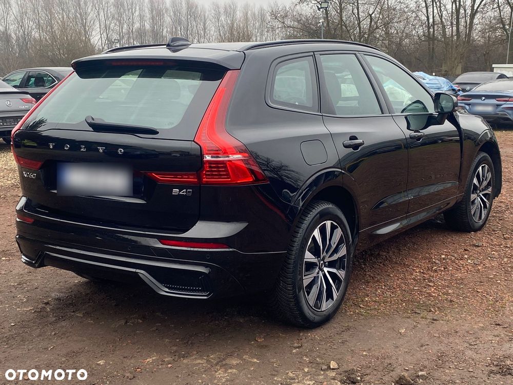 Volvo XC 60 B4 D AWD Plus Dark - 1
