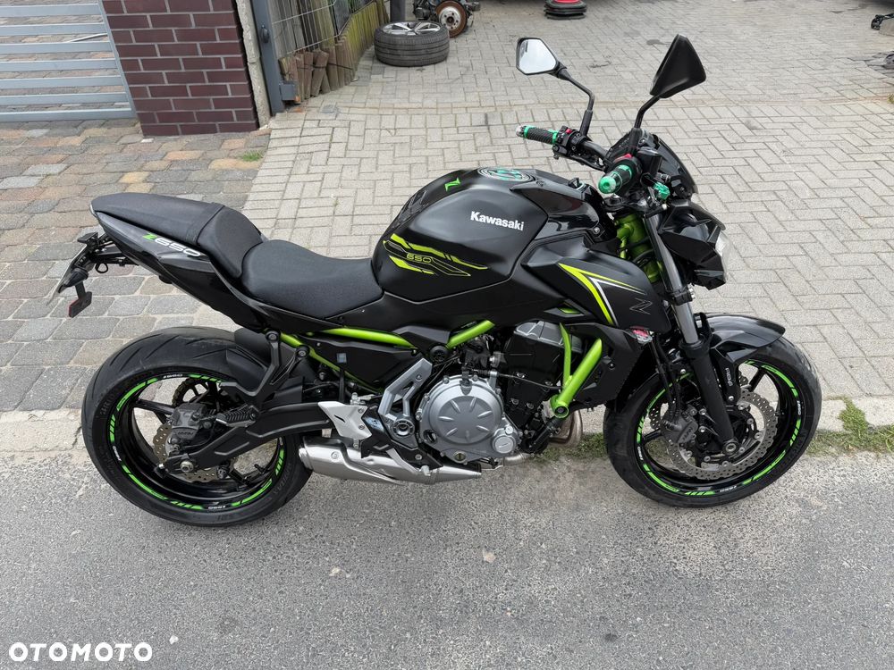Kawasaki Z 650 - 5