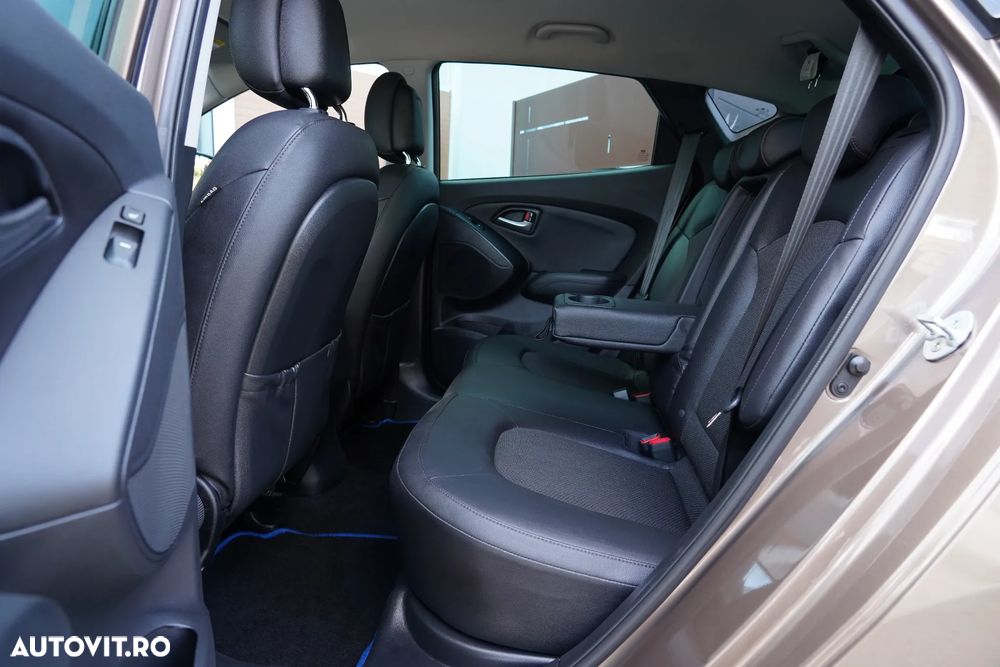 Hyundai ix35 2.0 4WD Automatik Style - 8