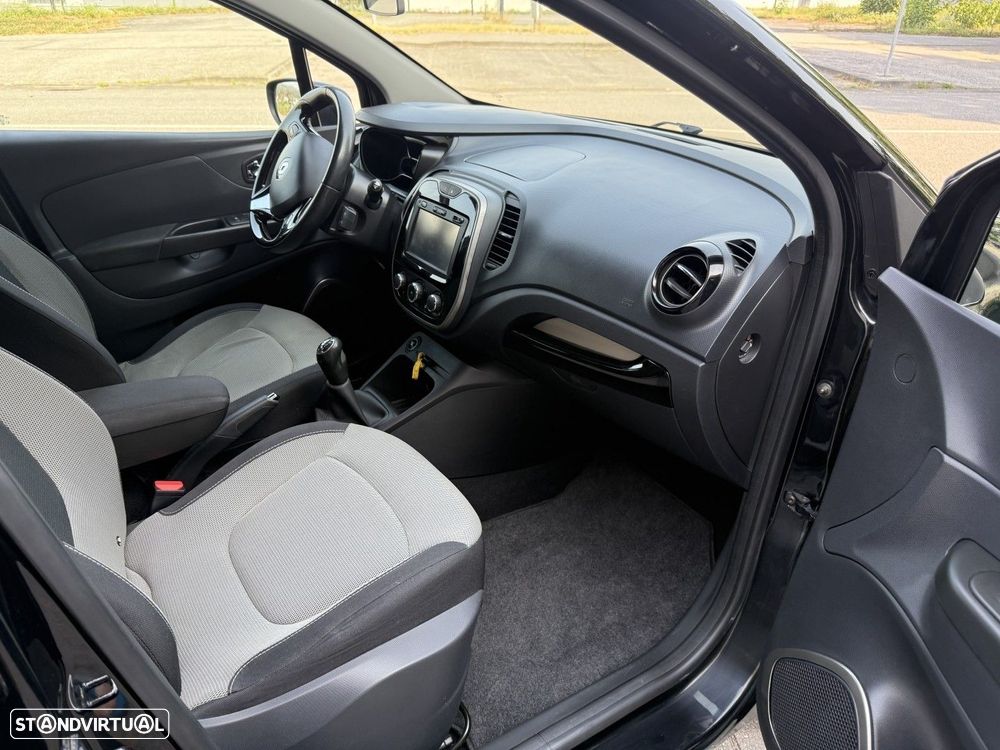 Renault Captur 1.5 dCi Exclusive - 10