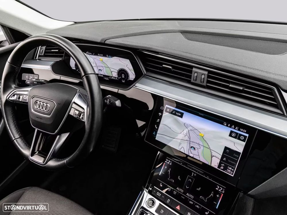 Audi e-tron Sportback - 13