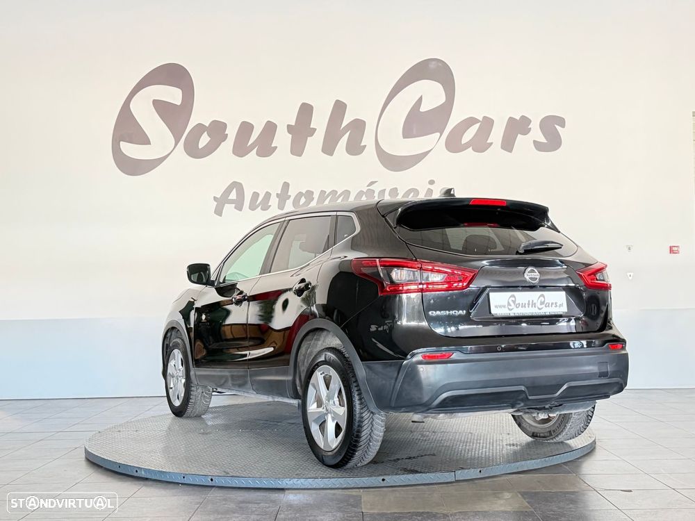 Nissan Qashqai 1.5 dCi N-Connecta J17 DCT - 8